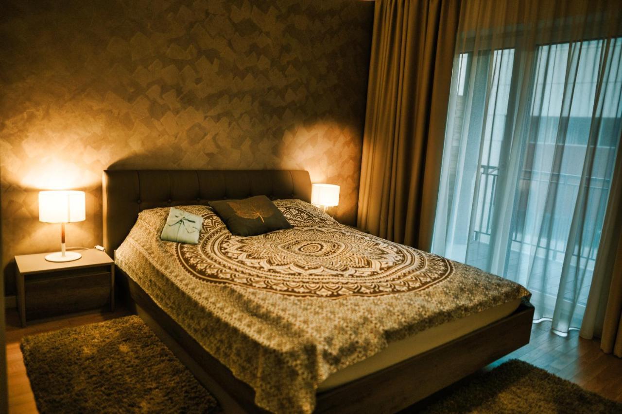 Downtown Premium Apartments Брашов Экстерьер фото