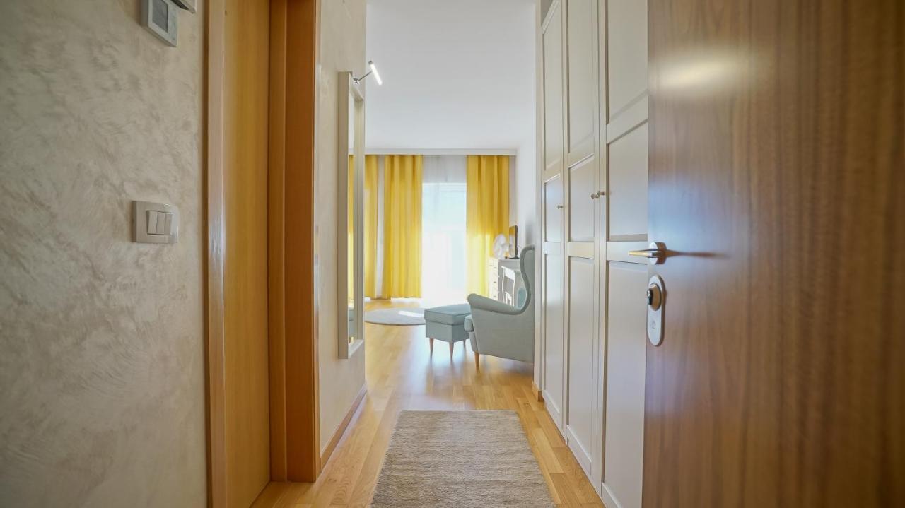Downtown Premium Apartments Брашов Экстерьер фото