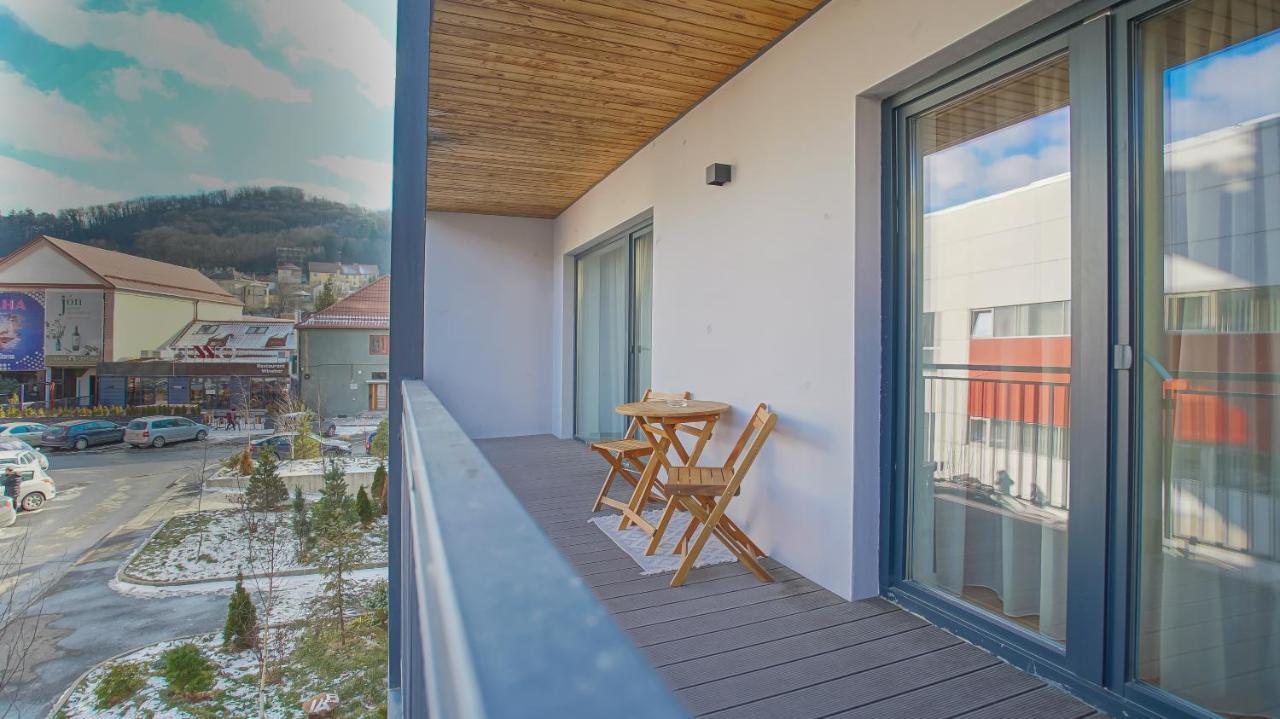 Downtown Premium Apartments Брашов Экстерьер фото