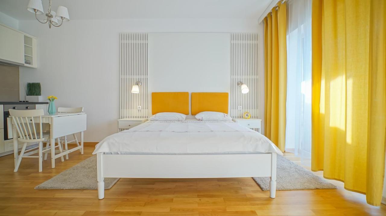 Downtown Premium Apartments Брашов Экстерьер фото