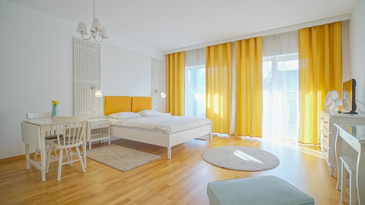 Downtown Premium Apartments Брашов Экстерьер фото
