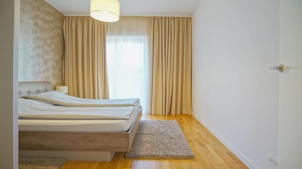 Downtown Premium Apartments Брашов Экстерьер фото