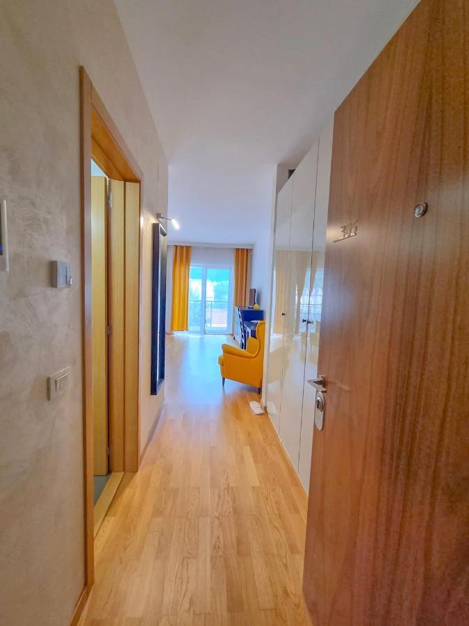 Downtown Premium Apartments Брашов Экстерьер фото