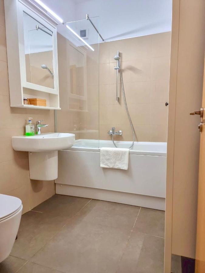 Downtown Premium Apartments Брашов Экстерьер фото